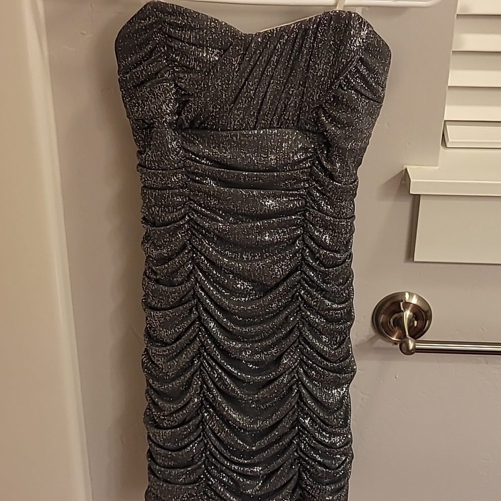Womens strapless dress
